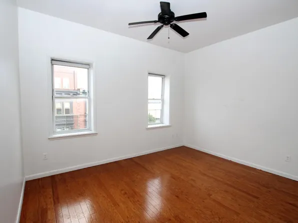 926 N 2nd St, Philadelphia, PA