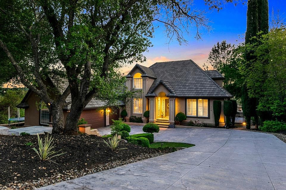 1st image of 712 Shoreline Pointe