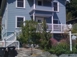 3835 17th Ave SW #2, Seattle, WA 98106