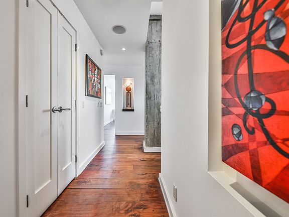 2nd image of 1155 N La Cienega Blvd APT Ph8
