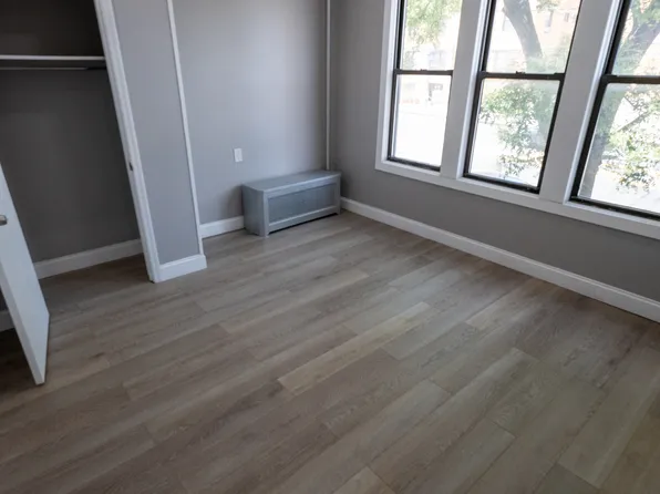 9728 Flatlands Avenue image 26 of 40