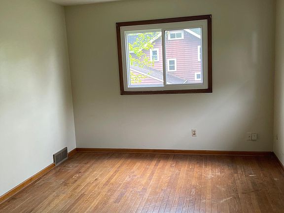 5th image of 509 Francis St