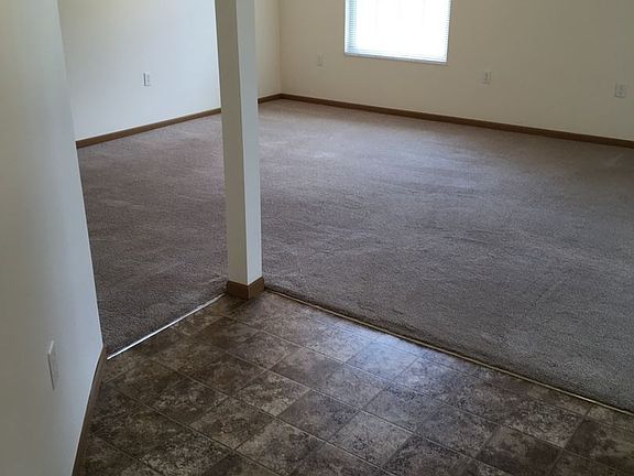 4th image of 2252 Shamrock Ln