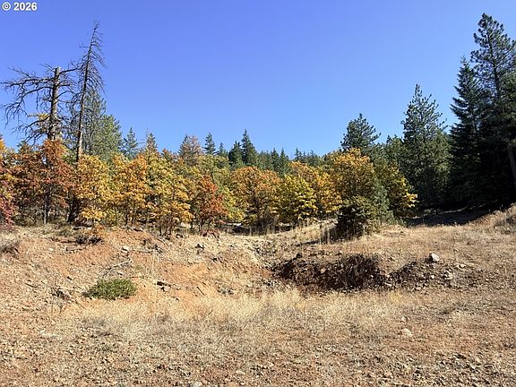 4th image of 2684 Highway 97