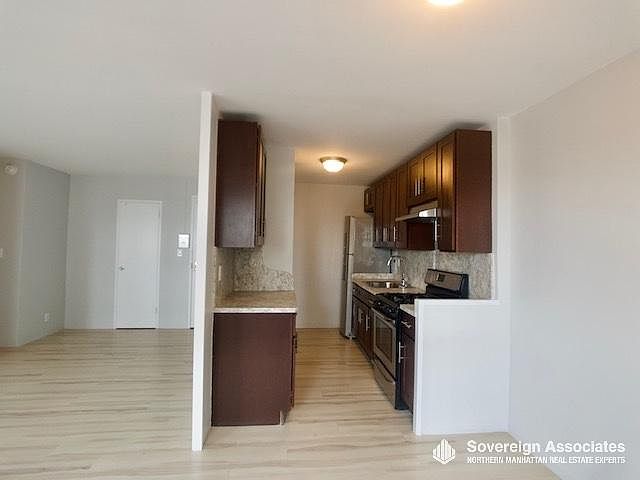 1st image of 111 Wadsworth Ave APT 26G