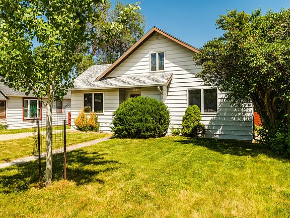 3rd image of 353 N Burritt Ave