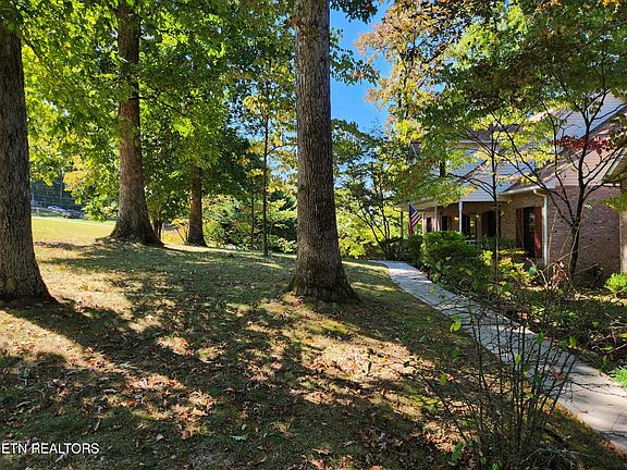 5th image of 8519 Troutman Ln