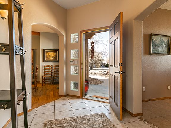 4th image of 9620 Noche Vista Dr NW