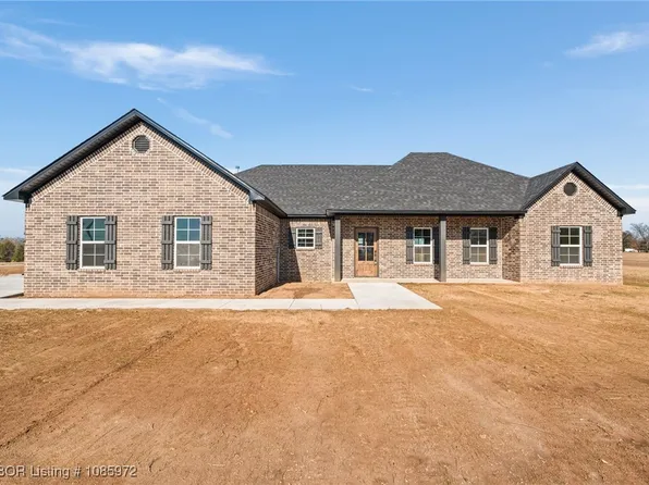 29344 Country Ln, Poteau, OK 74953