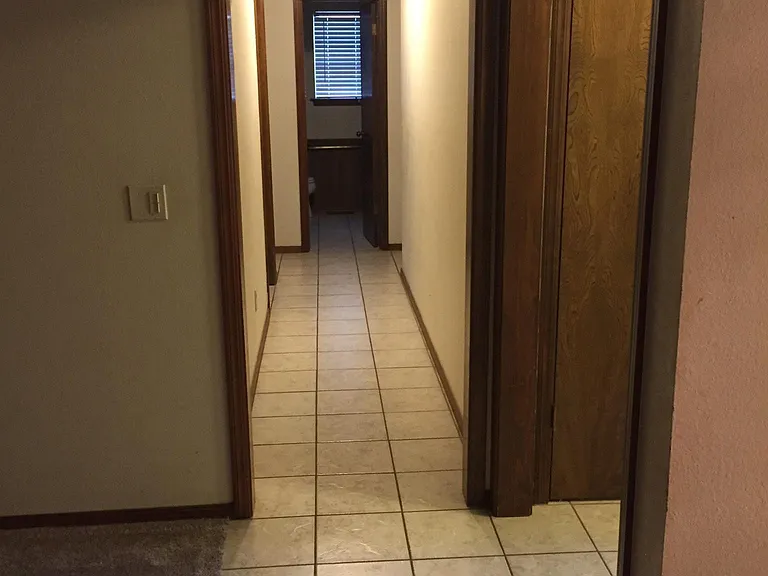10325 Exter Ave — Photo 8