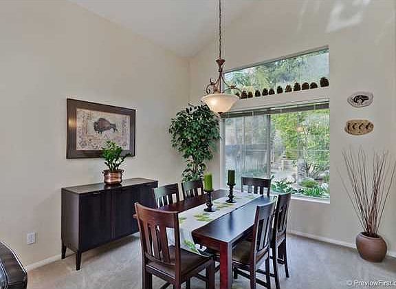 5th image of 8952 Gainsborough Ave
