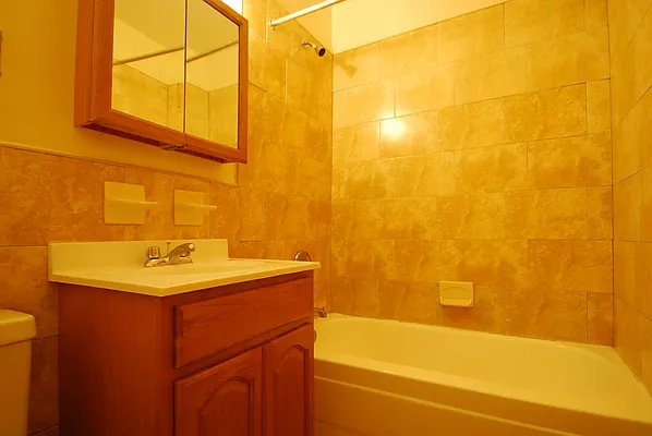 Rented by Bohemia Realty Group | media 29