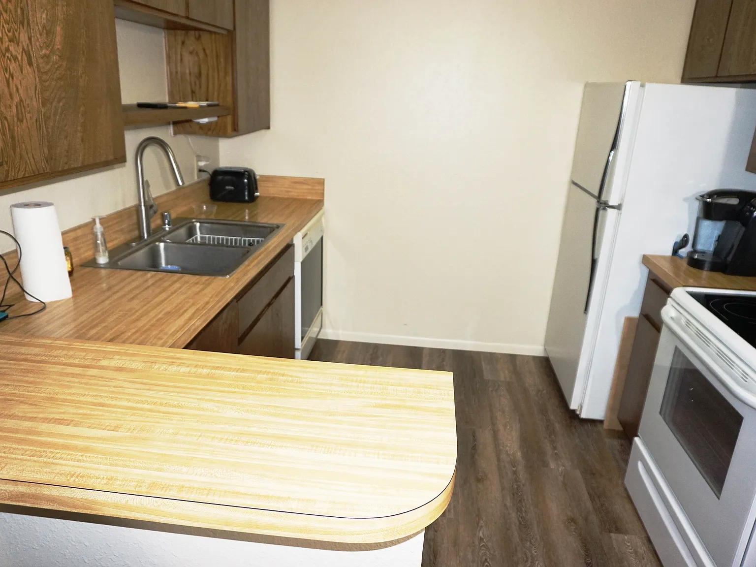 2 bed, 1000 sqft, $2,700 — Photo 4