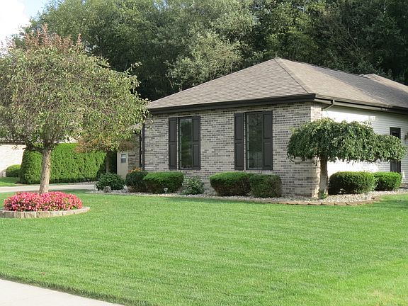 3rd image of 1914 Park West Dr