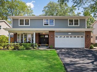 1005 Rolling Pass, Glenview, IL 60025
