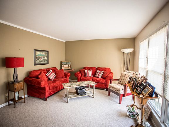 2nd image of 2841 Highland Ct