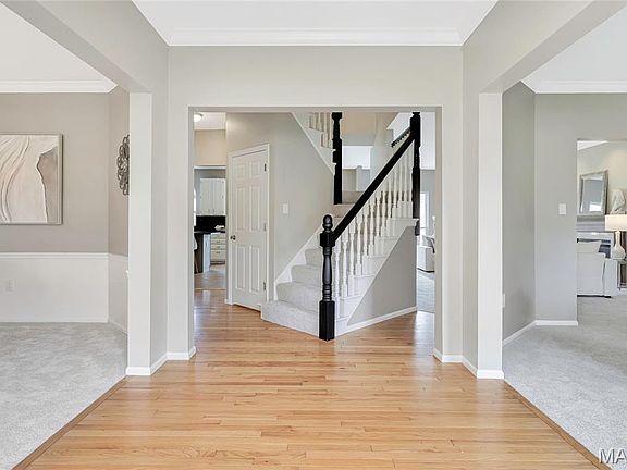 2nd image of 16804 Lansbrooke Ct