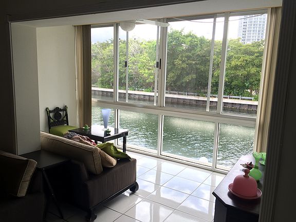 5th image of 3745 NE 171st St APT 64