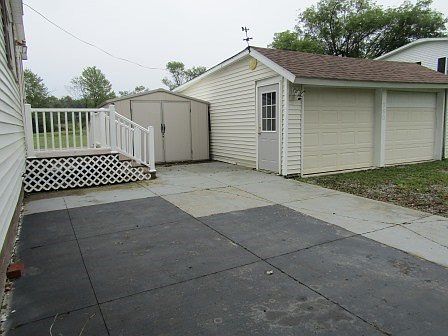 2nd image of 260 S Main St