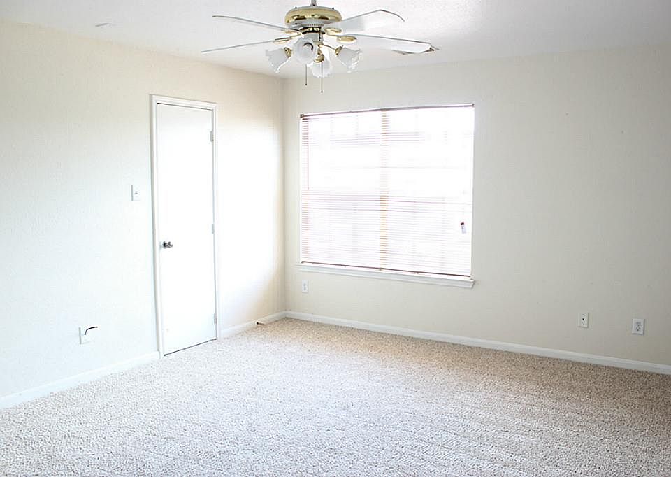 1st image of 9222 Windswept Grove Dr