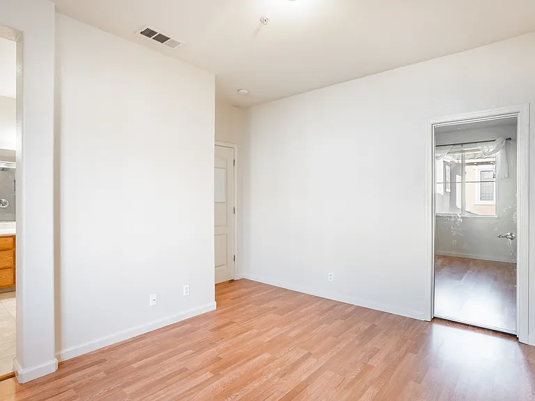 1865 Garzoni Pl — Photo 13