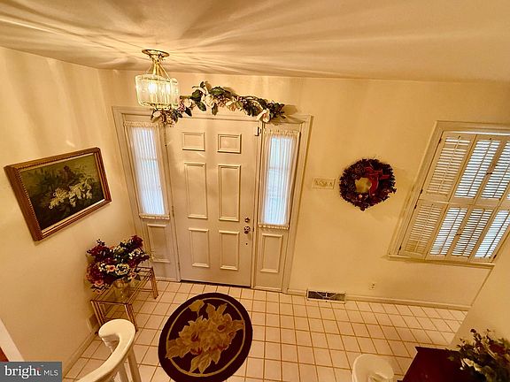 2nd image of 411 Ridge Ave