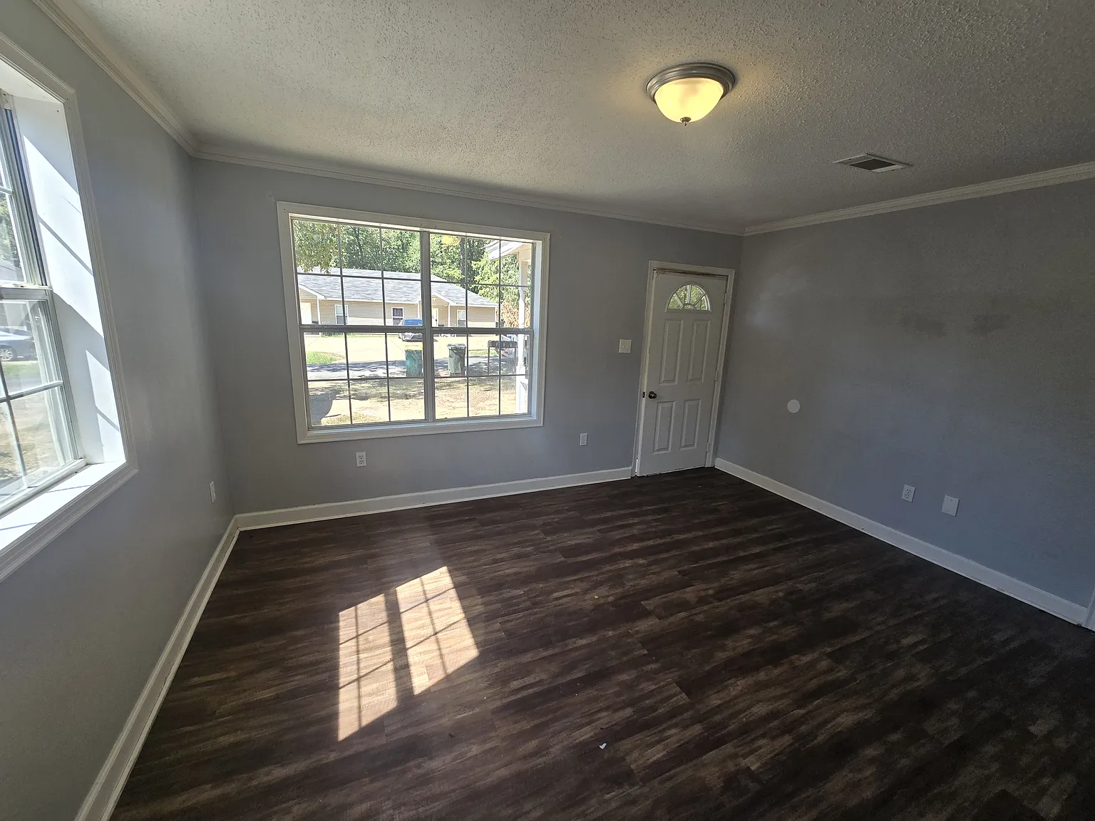 Coming Soon! Cozy 2-Bed, 1-Bath Home with Charming Outdoor Spaces — Photo 3