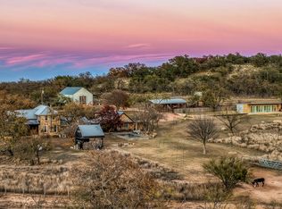 2969 County Ln #422, Talpa, TX 76882