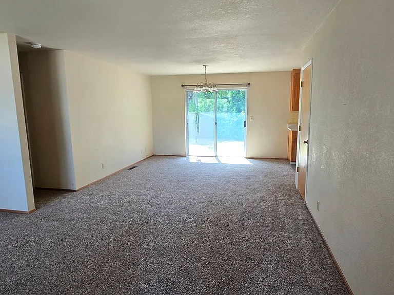 10796 Banner View Dr — Photo 3