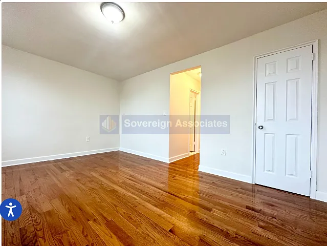 2490 E 196th St #3C — Photo 1