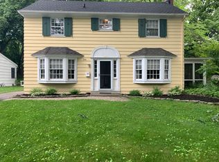 334 Cromwell Dr, Rochester, NY 14610