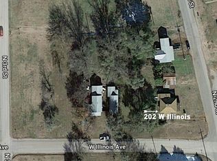 202 W Illinois Ave, Chickasha, OK 73018