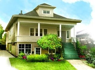 379 61st St, Oakland, CA 94618