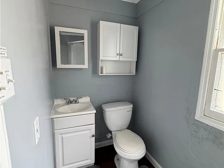 23335 Crestline Rd — Photo 13