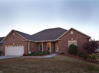 1014 Sagewood Ln, Archdale, NC 27263