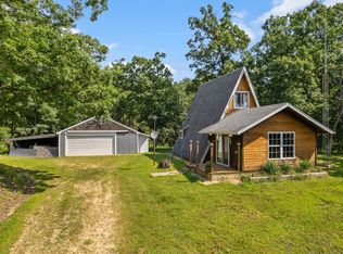 354 Ember Ct, Oxford, WI 53952
