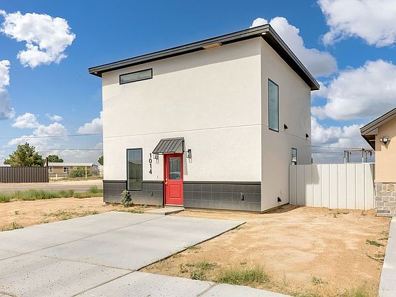 2nd image of 1014 N Carol Ave