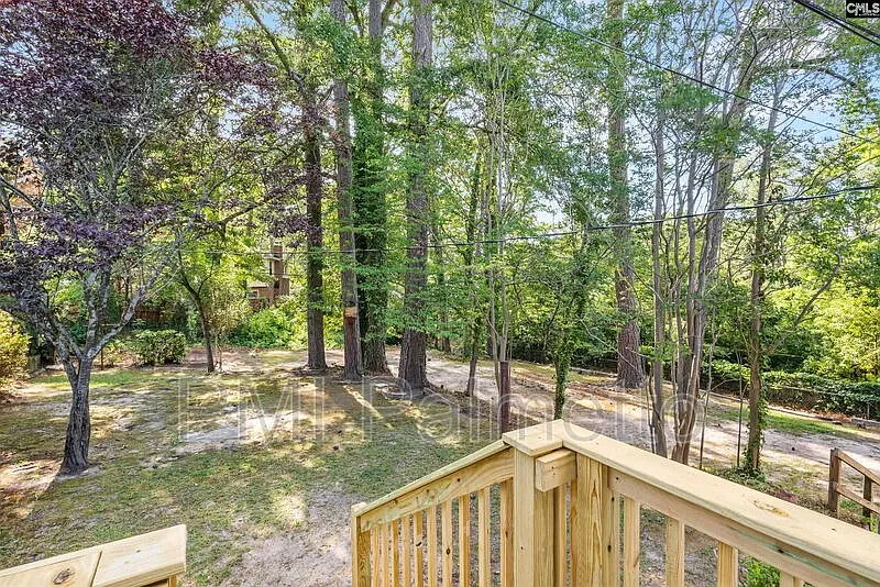 3 bed, 3.0 bath, 1806 sqft, $2,300 — Photo 4