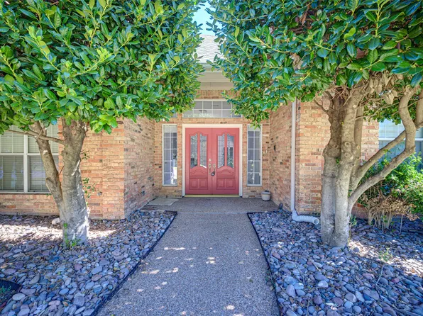 7200 Elmswood Ln, Plano, TX 75025