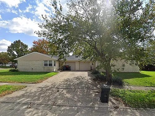 905 E Scovill St Photo 1