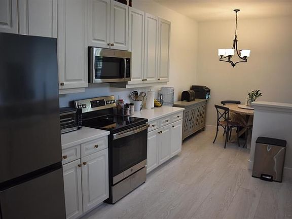 5th image of 10561 SW Academic Way