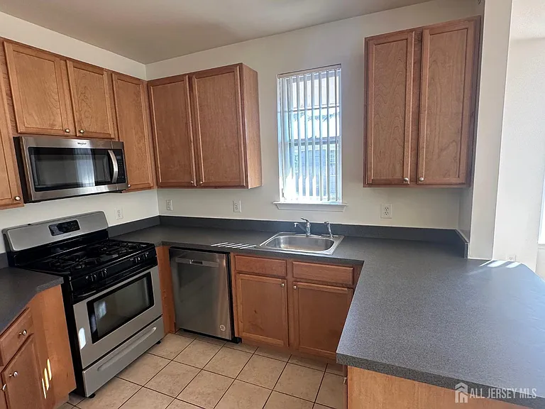 50 Roosevelt Ave #4305 — Photo 10
