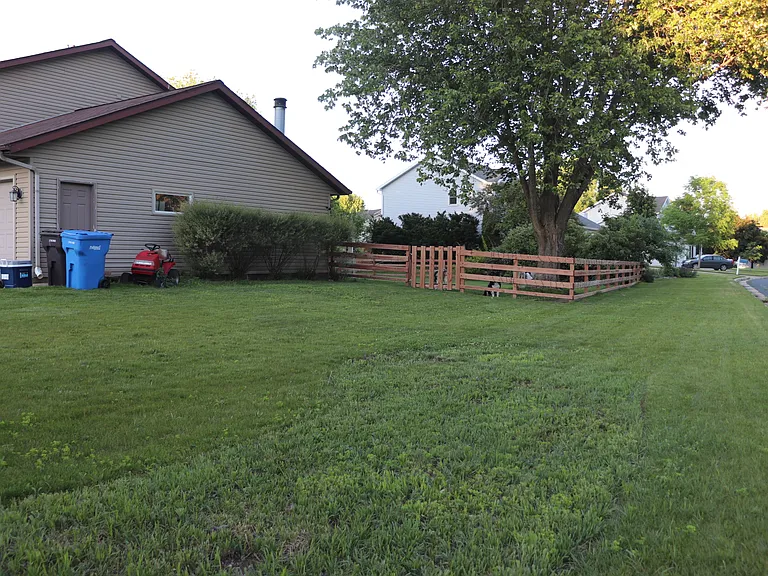 571 Harvest Ln — Photo 16