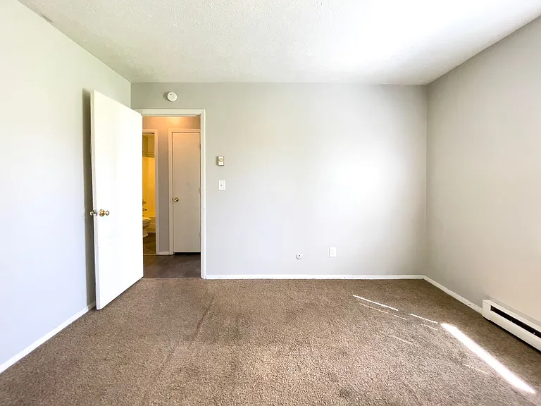 1701 E 14th St #4 — Photo 15