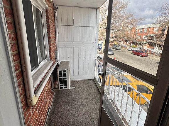 4th image of 2072 E 56th St Floor 3