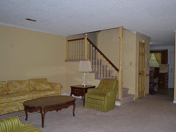 5th image of 810 Highland Dr NE Unit 802
