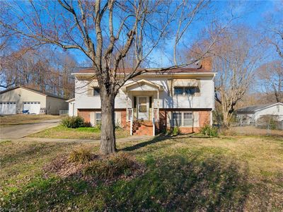 3035 Harvest Dr, Thomasville, NC, 27360