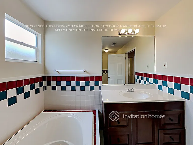 9853 SW 221st St — Photo 16