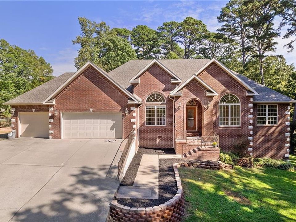 1st image of 1 Dent Ln