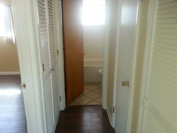 5th image of 3330 Roosevelt Blvd